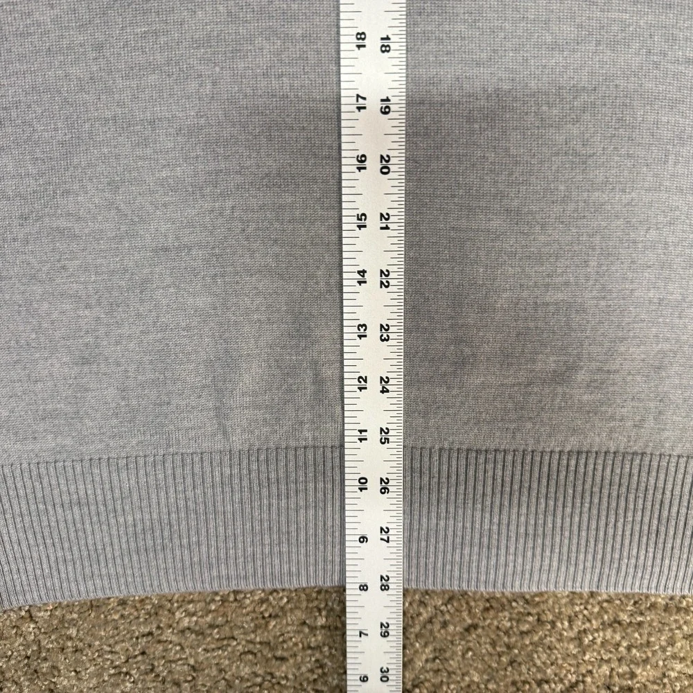 Banana Republic Extra Fine Merino Wool Sweater Mens Large Gray V-Neck Pullover